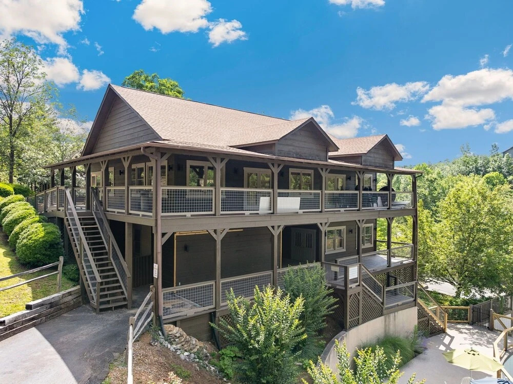 Er233 - Bear Creek Lodge 5 Bedroom Cabin