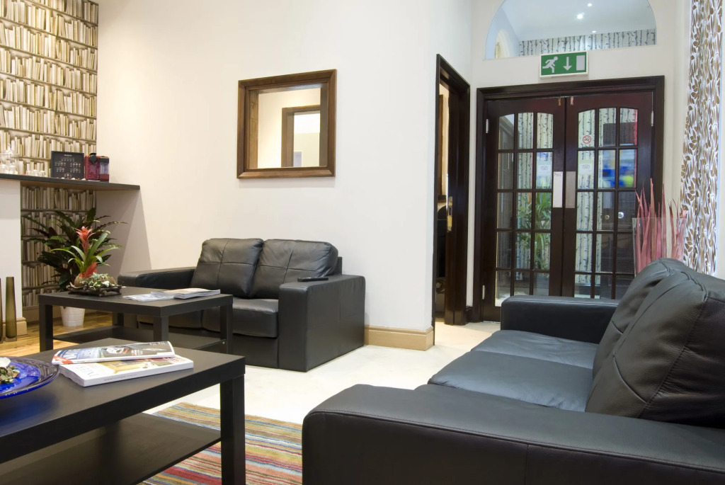 MSK Hotel 82