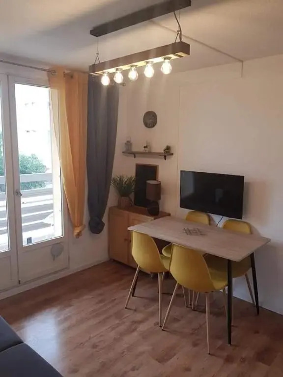 Studio cabine avec place de parking privée