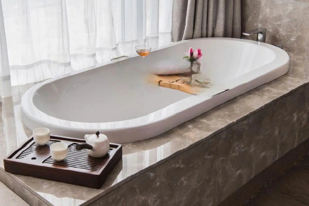 Jade Crystal Hotel