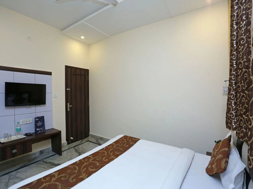 Hotel Royal Inn by OYO Rooms