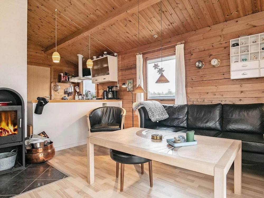6 Person Holiday Home in Hirtshals