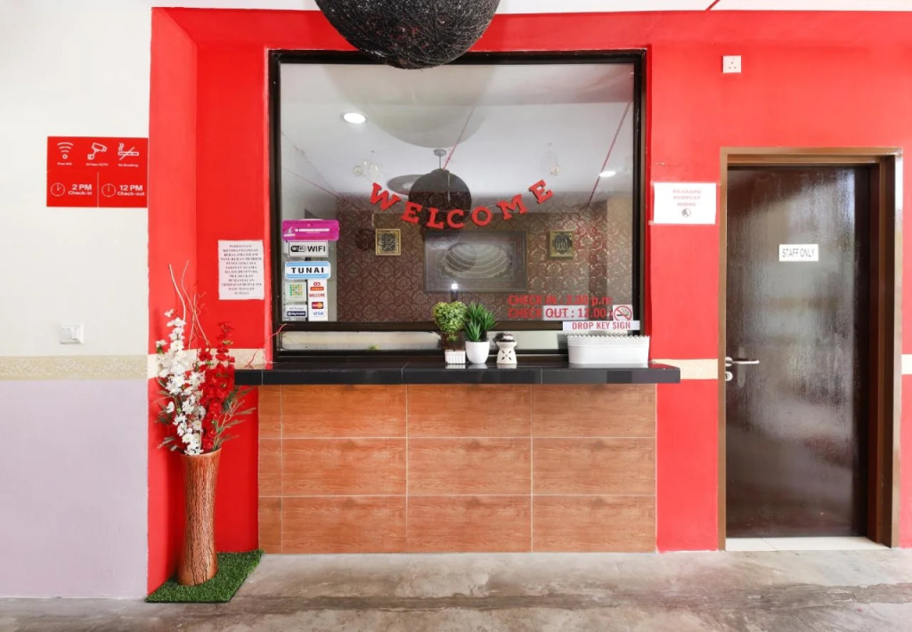 Corridor Hotel