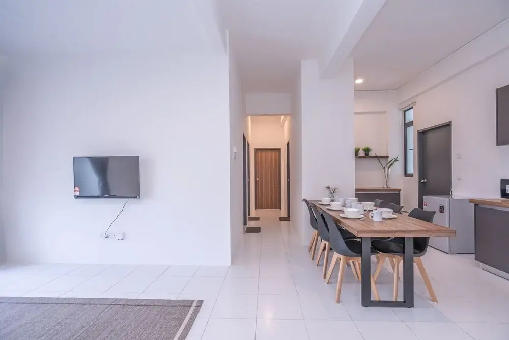 Oyo Home 89575 Elegant 3br Imperio Professional Suite