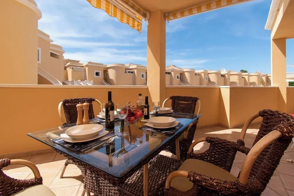 Wonderful 2 Bedroom Apartment Costa Adeje Tenerife