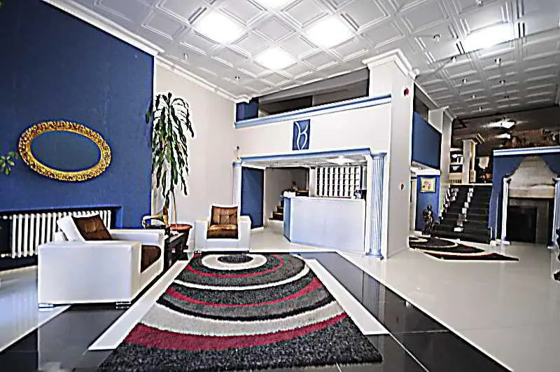 Kayra Hotel