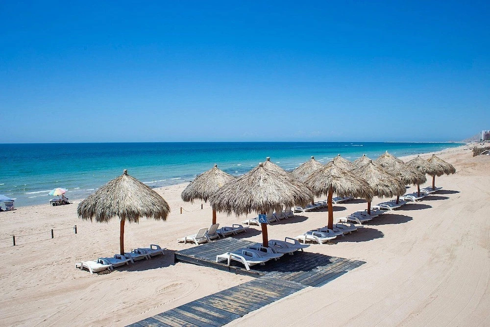 Luxury Las Palomas Oceanview Condo - Phase 2