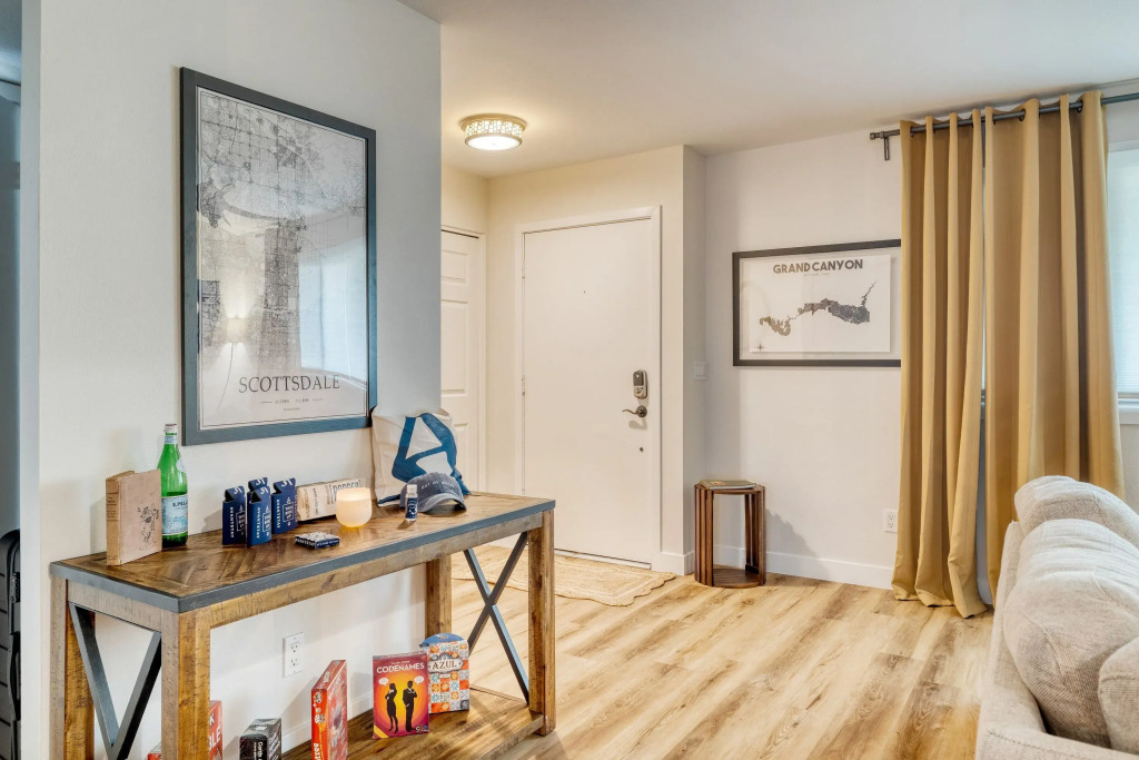 Old Town Treasure by Avantstay Central Location
