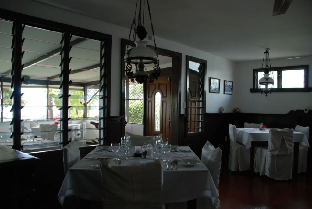 Seaview Lodge and Restaurant