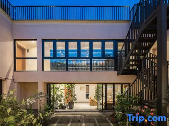 Yuzhichen Light Luxury Holiday Homestay (Beijing Huairou Baihewan Scenic Area)