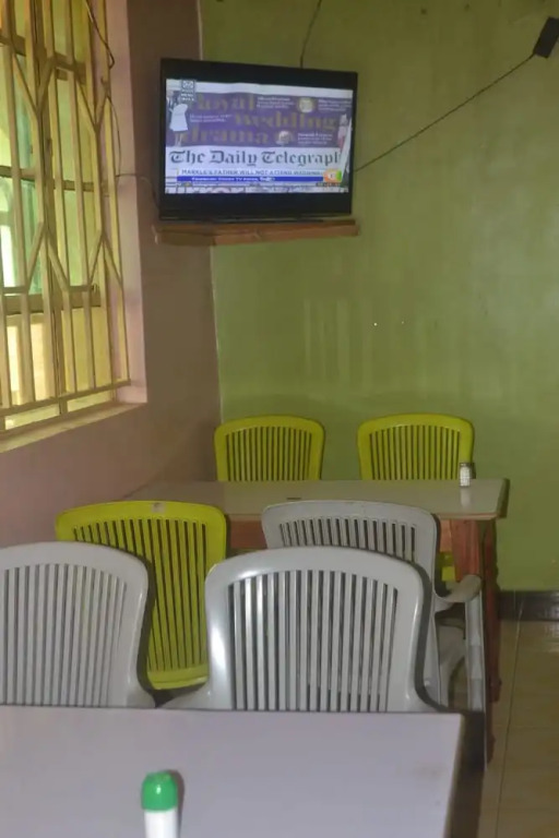 Location Plaza Restaurant