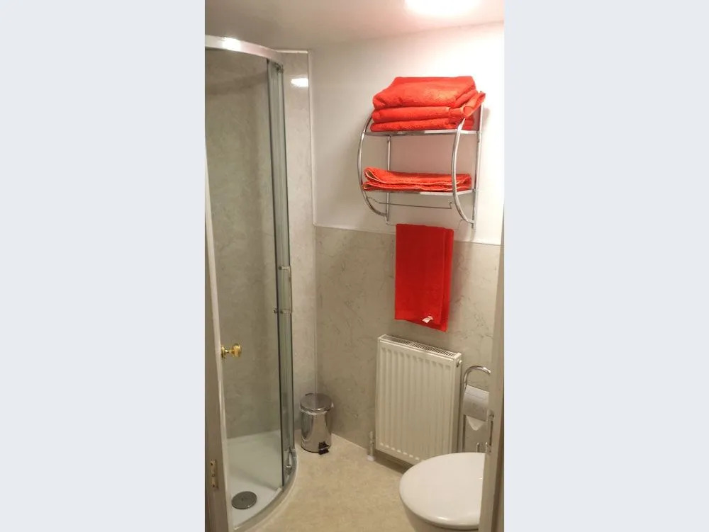 East Wing Apartment