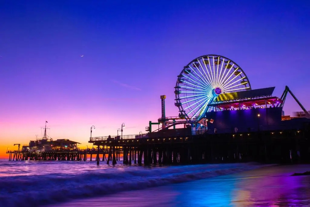 Santa Monica 2 Bed/ 2 Bath