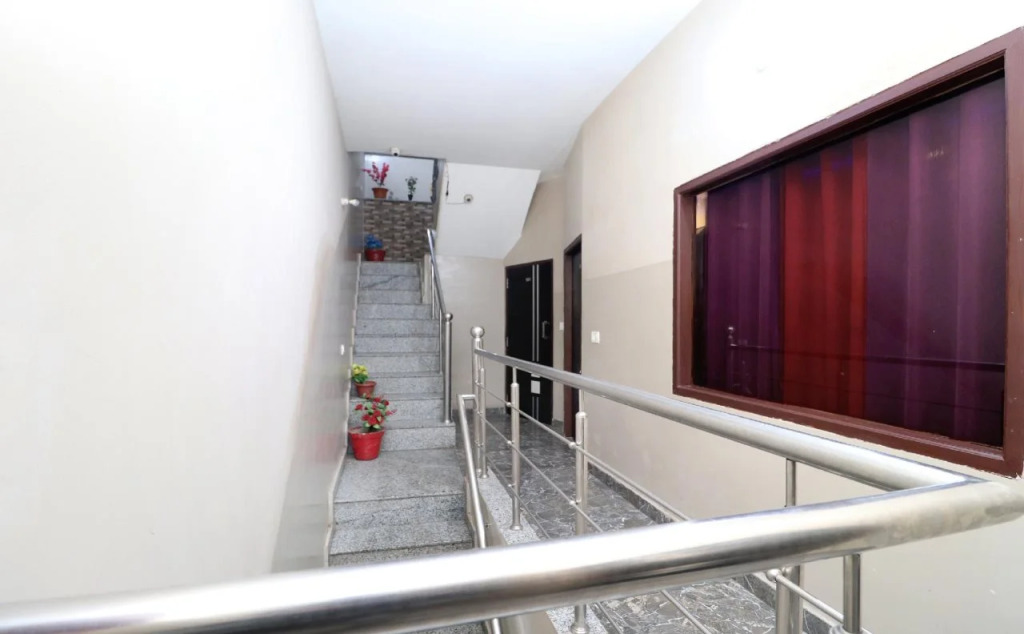 Hotel Piyush By OYO Rooms