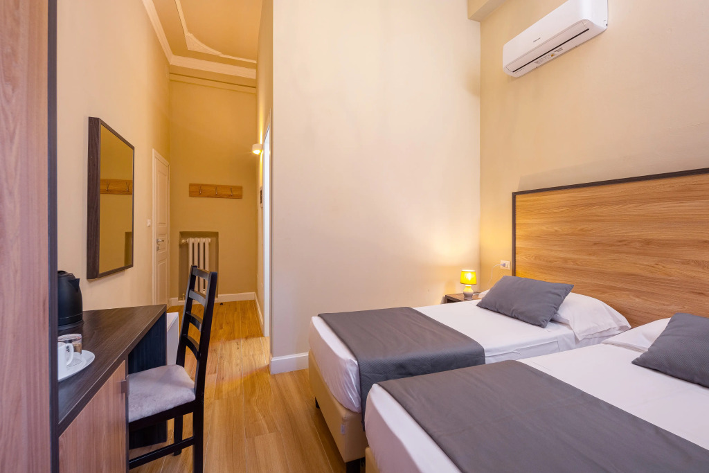 Astrid Hotel
