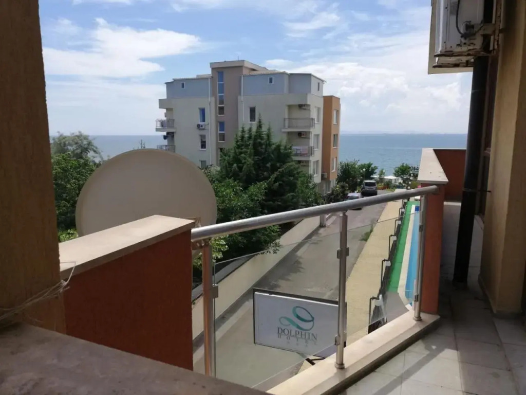 Palm Marina Apartment Complex