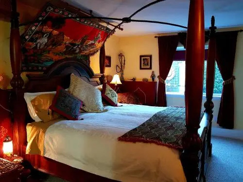 Ginger Giraffe B&B