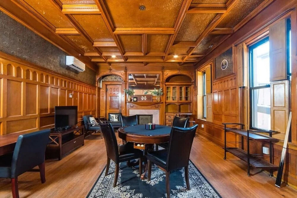 Historic Hamilton Music Hall Studio