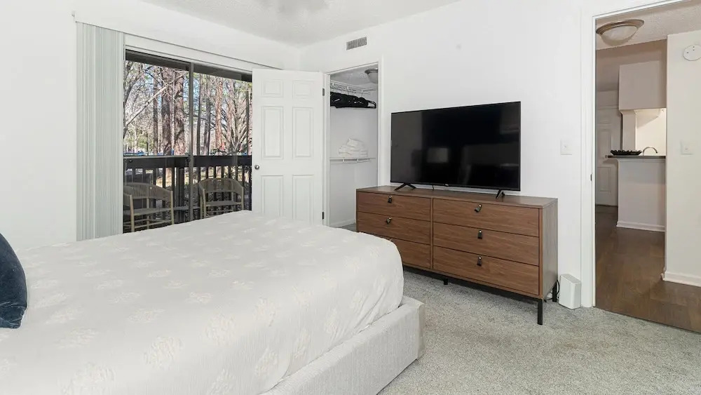Landing Amazing 2BD Courtyard Gym
