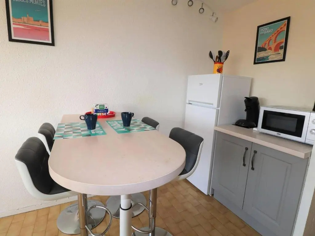 Appartement Le Grau-du-Roi, 1 pièce, 4 personnes - FR-1-307-143