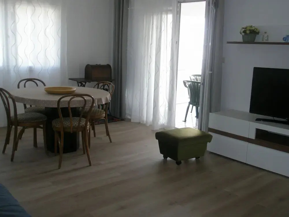 Mateo - 60m From sea - A2