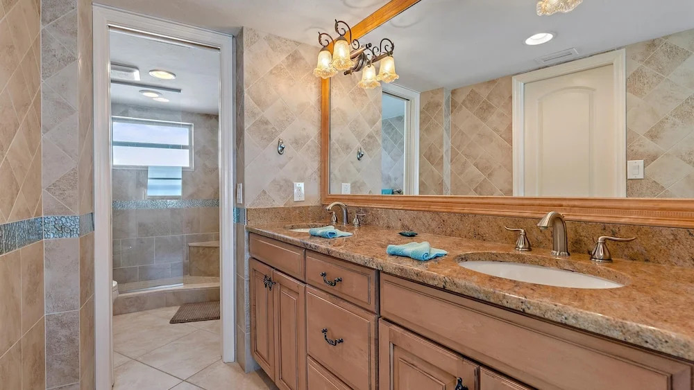 Crystal Sands On Siesta 2 Bedroom Condo by RedAwning