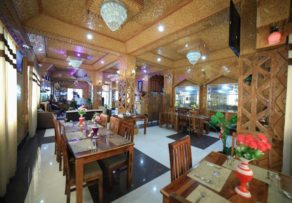 Hotel shimla hills international