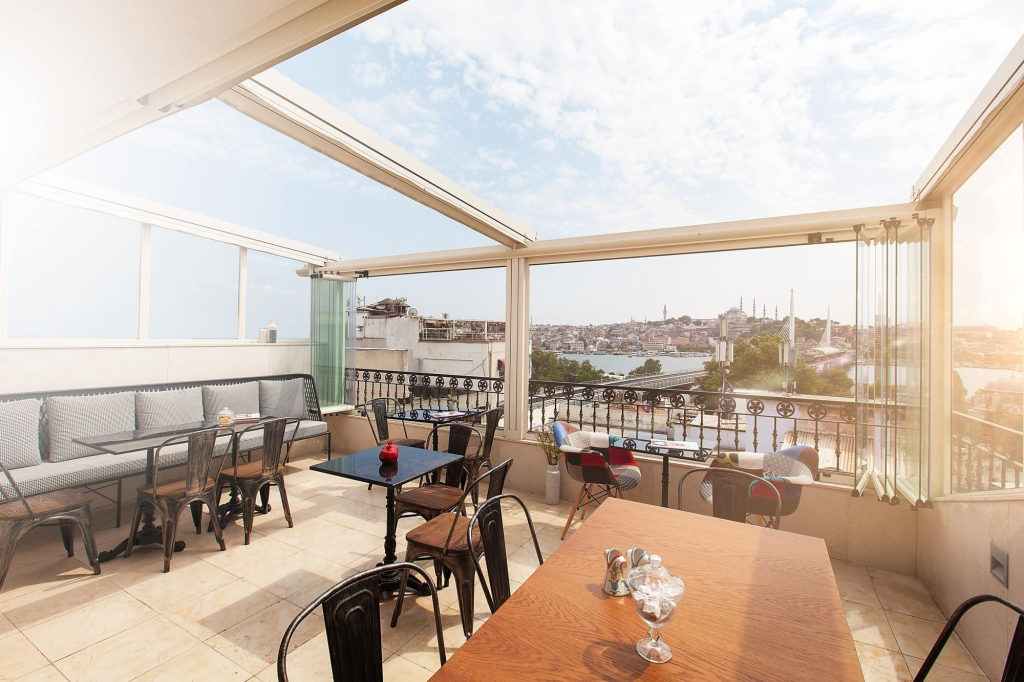 Perla Galata Hotel