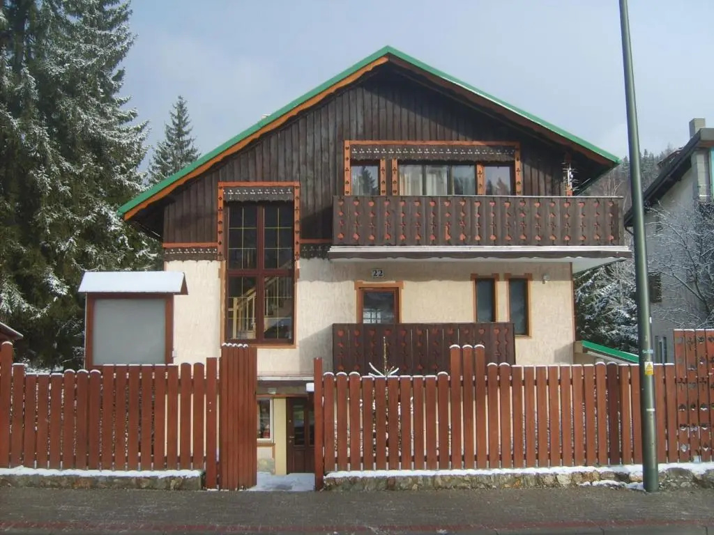Villa Contra