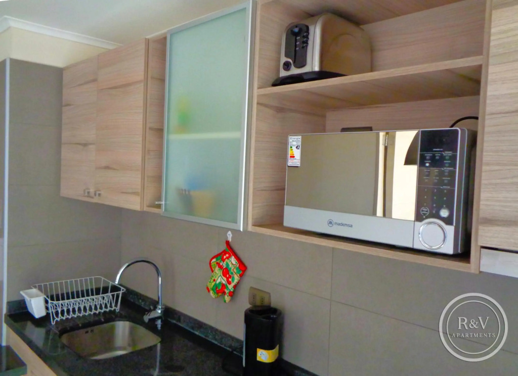 R&V Apartments