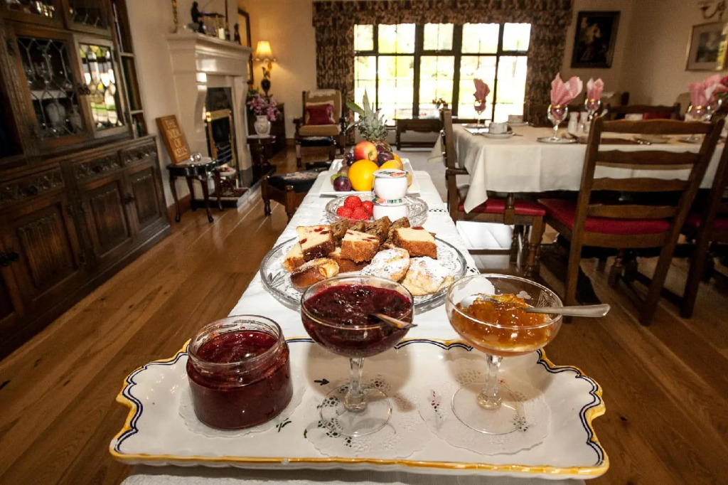 Ardmor Country House