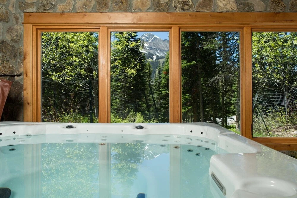 Big Sky - Little Plume Lodge