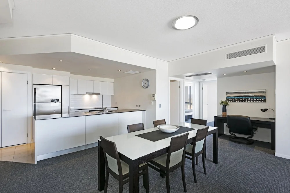 Sierra Grand Broadbeach Private 2 Bedroom