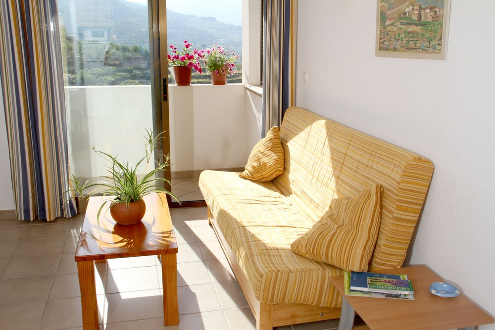 APARTAMENTOS SERRELLA - Rural Guadalest