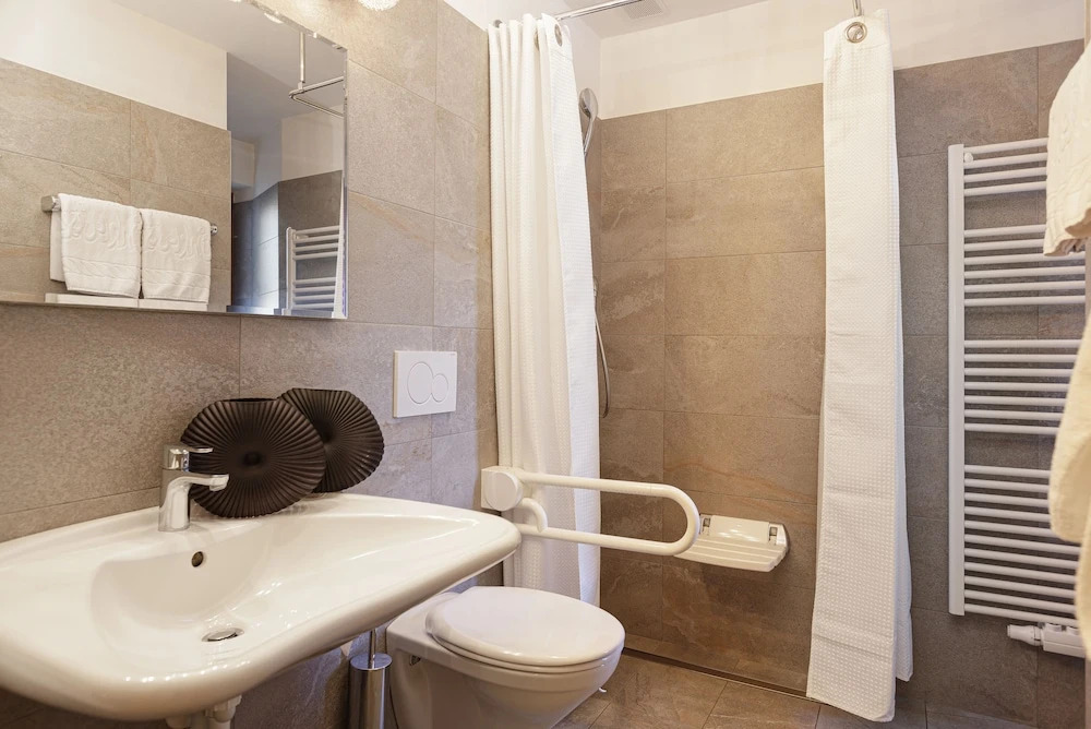 Chalet Tyrolian Apartments - by Familiaris - Pools 500 meters