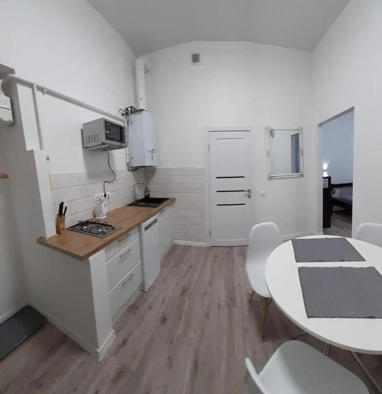 Transfer apartament І.Franka 59
