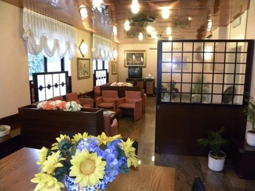 Eden Hotel