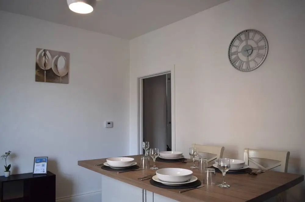 The Twickenham Apartment Near Strawberry Hill