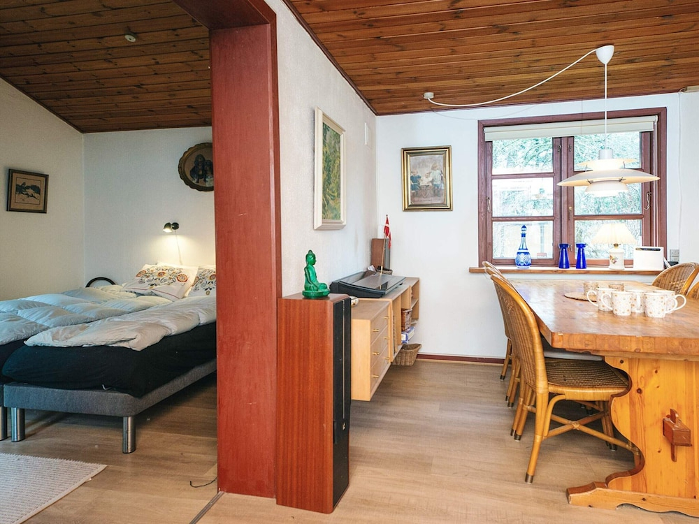 6 person holiday home in Blokhus