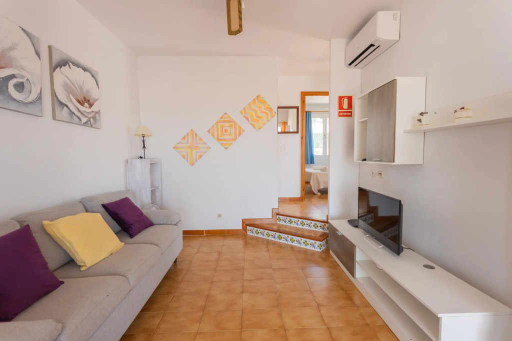 V84B | Villa Oest in Torre Soli Nou