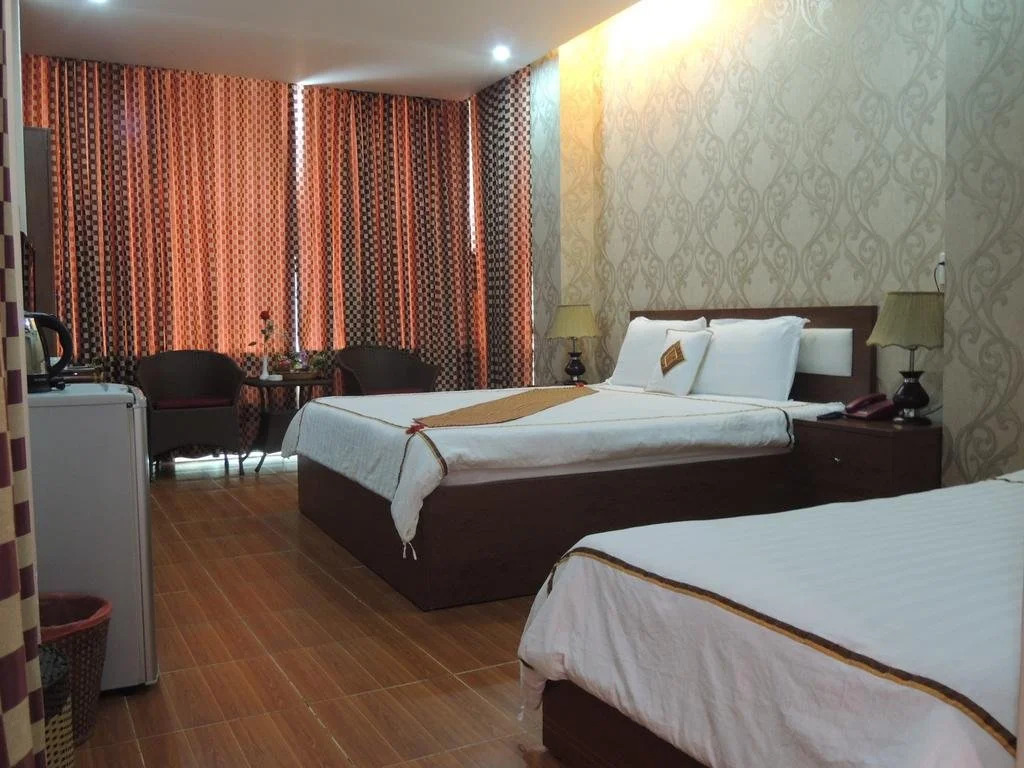 Louis Hotel - Bui Vien Walking Street