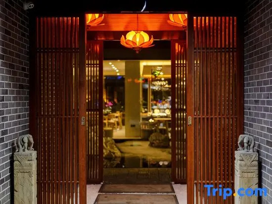 Yunmanman High-End Vacation Apartment (Jingxi Small Town Story)