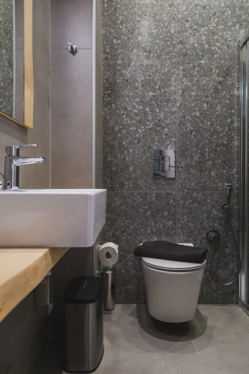 Central Apartment 1 near Old Town & Bus Station