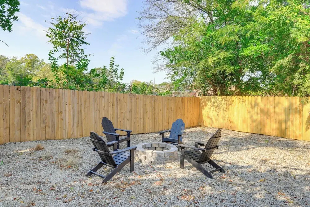 Walk to Mercer: Dtwn Macon Home w/ Fire Pit!