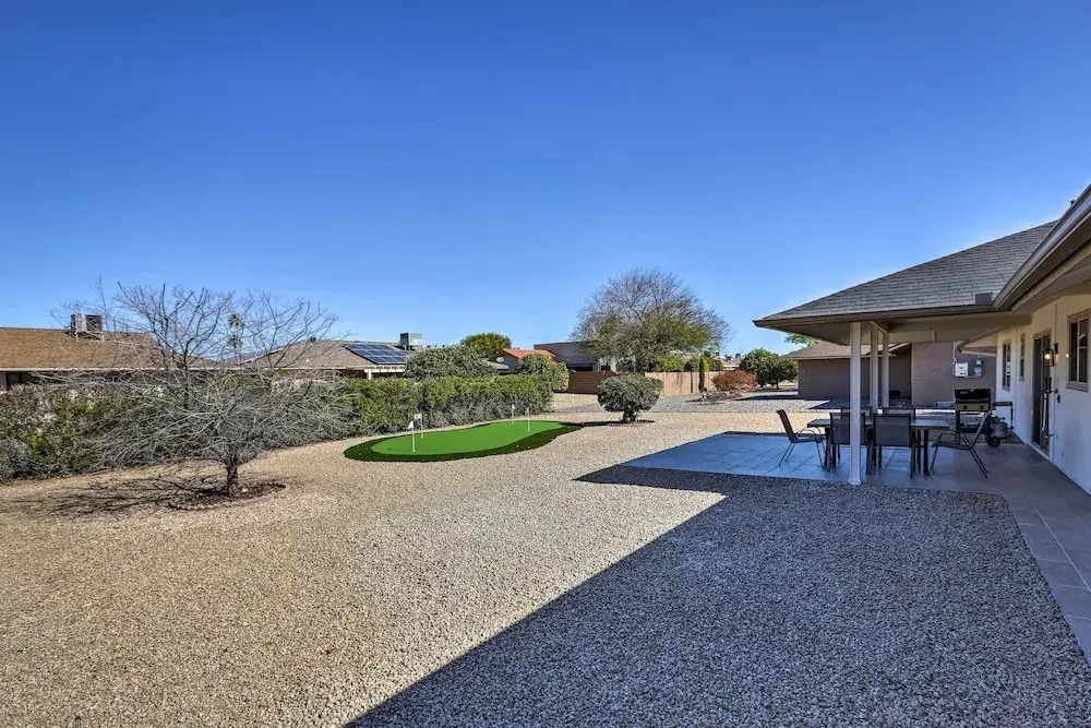 Putting Green, Grill: Home in Sun City West
