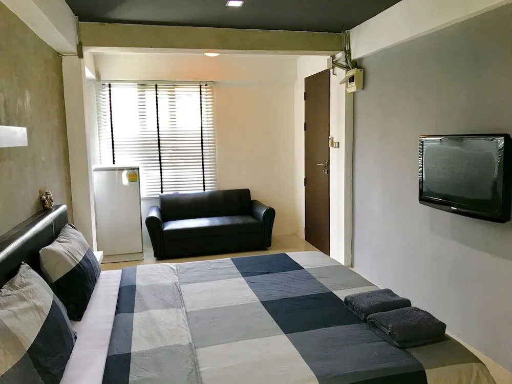 The Lofts Eco Phaholyothin 24 Station