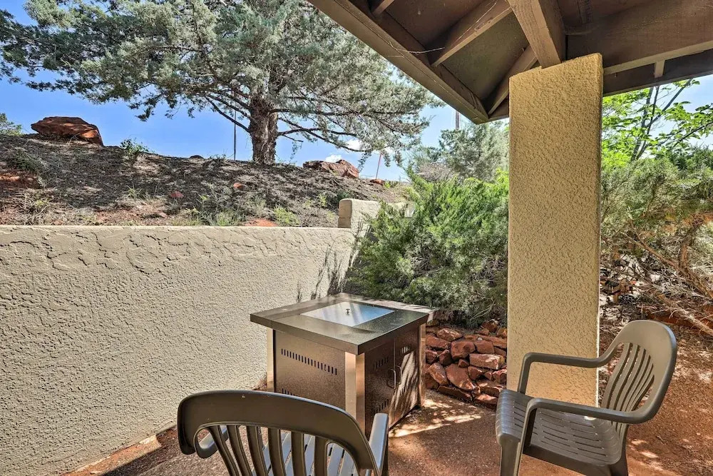 16 Mi to Red Rock State Park: Sedona Condo!