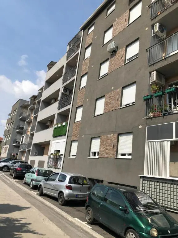 Aura Apartment