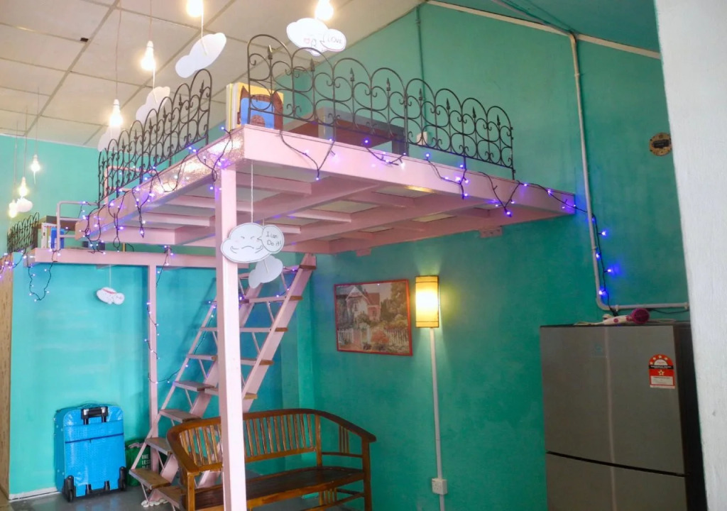 Sayang-Sayang Youth Hostel