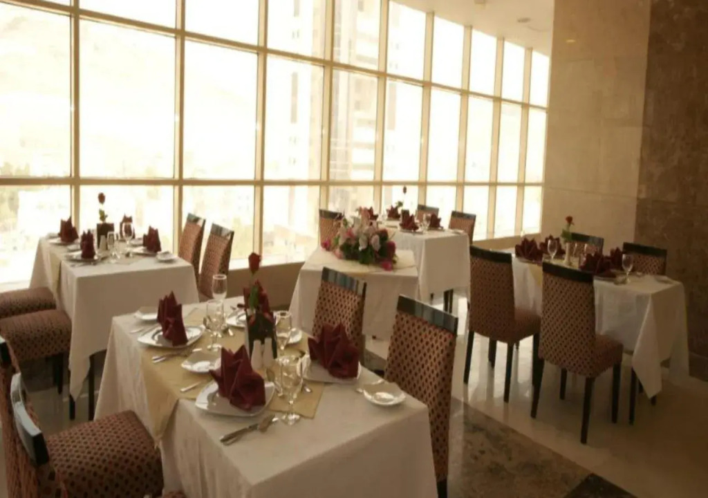 Al Rayyan Almakiyah Towers 4 Hotel
